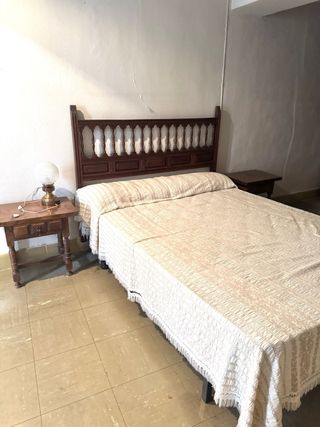 Lote +15 Camas + Cabeceros Madera URGE VENTA!!