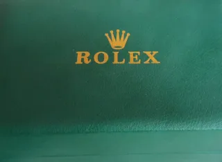 Rolex submarine blue ES UN ROLEX CURIOSO