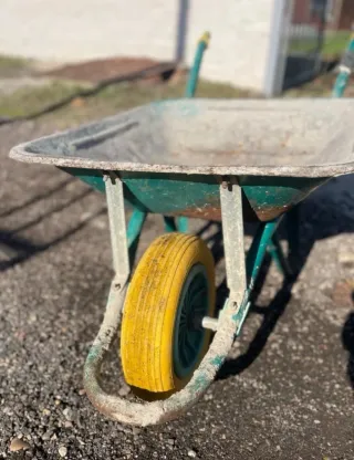 Carretilla de obra para construcción