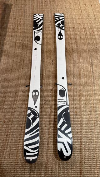 Esquís K2 Press 159cm + Fijaciones Salomon