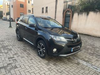 Toyota RAV4 2015