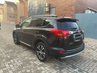Toyota RAV4 2015