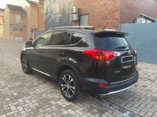 Toyota RAV4 2015