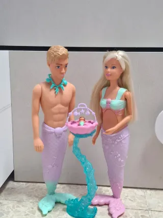 Familia de Sirenas muñeca embarazada y bebe.