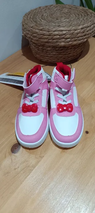 Zapatillas Niña Hello Kitty Talla 28