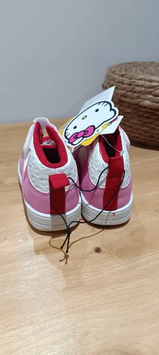 Zapatillas Niña Hello Kitty Talla 28