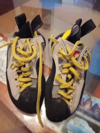 Pies de gato escalada