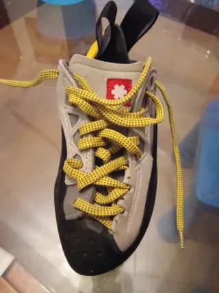 Pies de gato escalada