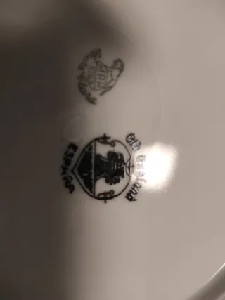 Plato Old England Santa Clara