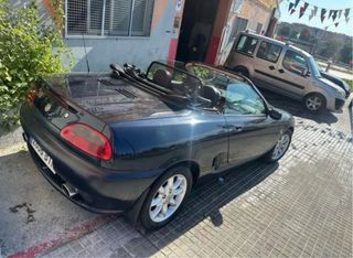 MG MGF 2001