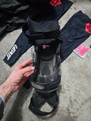 Rodilleras Leatt X-Frame Tall M