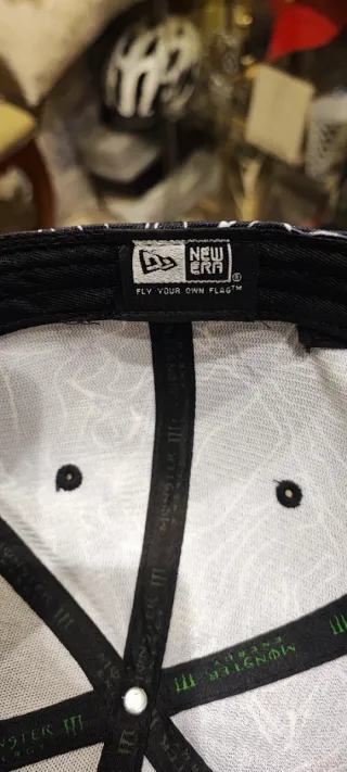 Gorra Monster Energy Negra con Diseño