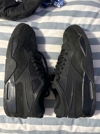 Air Jordan 4 RM Negro Talla 47.5