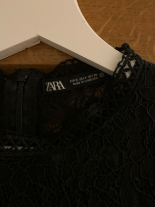 Blusa negra talla S de Zara semitransparente