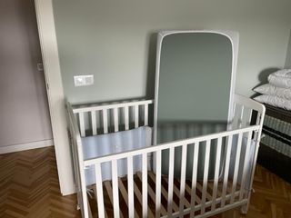 Cuna de madera haya 60x120 Asalvo con colchón.