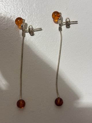 Pendientes largos ámbar y plata