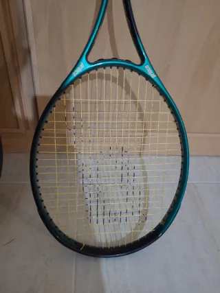 Raqueta de tenis Prince con funda