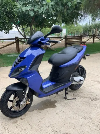 Piaggio NRG Power 50cc Azul año 2008 con 15000km