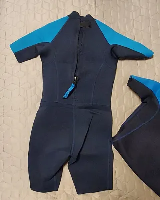 Neopreno Olaian niño 8 años azul