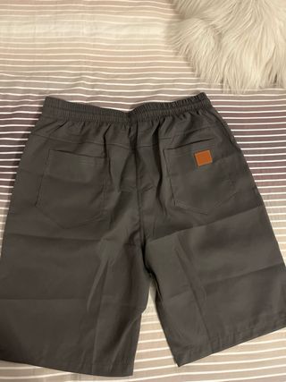 Pack pantalones cortos grises a ESTRENAR