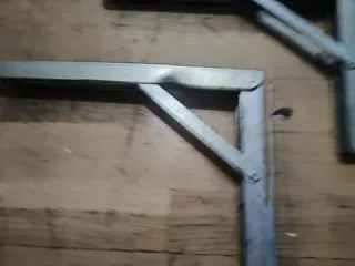 Escuadras de hierro forjado