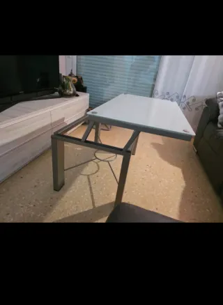 Mesa elevable cristal y metal gris