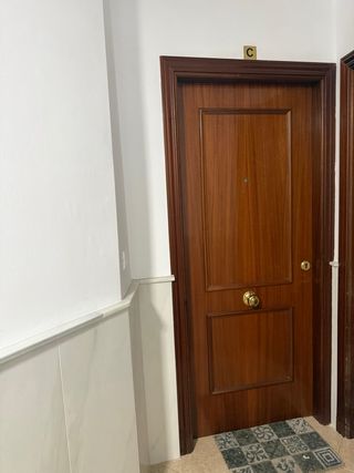 Puerta blindada de entrada