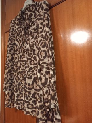 Camisa Animal Print Beige y Marrón