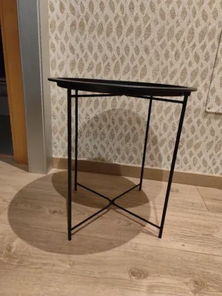 Mesita auxiliar redonda negra