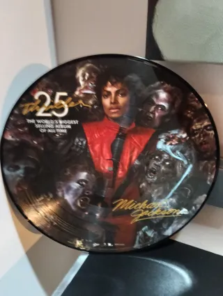 Michael Jackson Thriller 25 Edición Especial