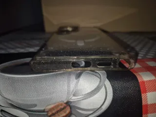 Galaxy S24 ultra Funda transparente con purpurina.