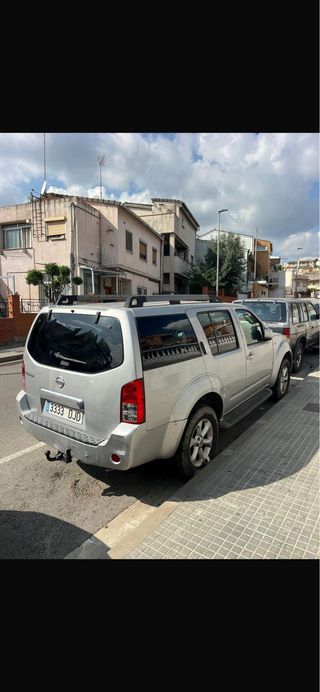 Nissan Pathfinder 2005