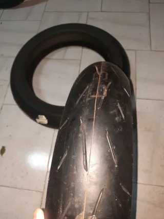 Dunlop Alpha13 110/140 Neumático Moto