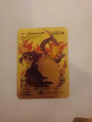3 Cartas Pokémon Charizard Vmax Doradas