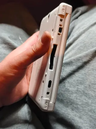 Nintendo 3DS XL Blanca+cargador y lápiz