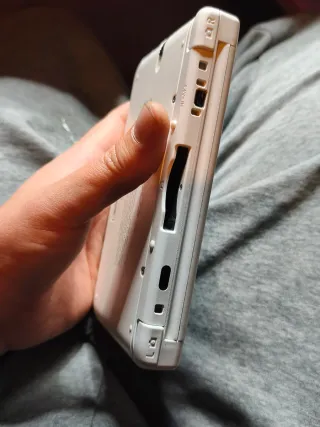 Nintendo 3DS XL Blanca+cargador y lápiz