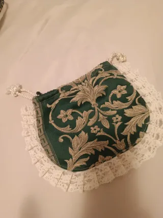 Traje Baturra Gala y mantón