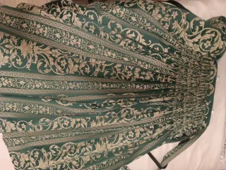 Traje Baturra Gala y mantón