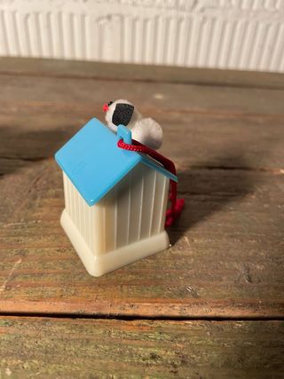 CAJA LARK y 6 SACAPUNTAS . A ESTRENAR. VINTAGE