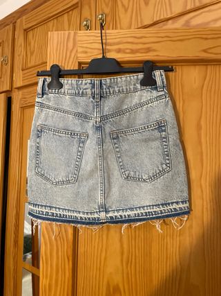 Falda vaquera corta H&M