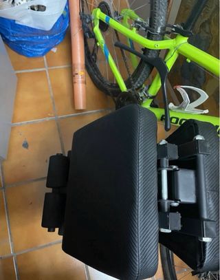 Banco de gimnasio reclinable negro