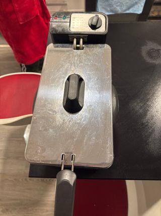 Freidora Eléctrica con Cesta