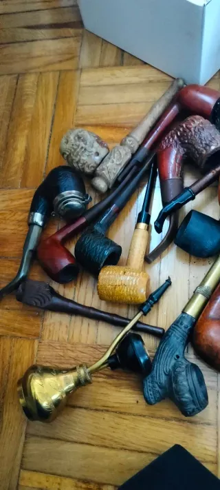 Supporti in legno per pipe