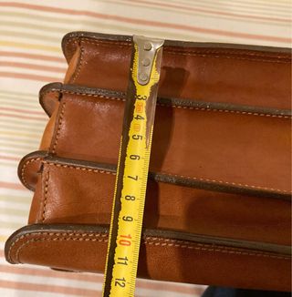 Maletín de piel marrón