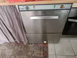 Lavavajillas industrial Favor