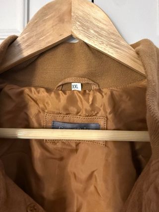 Chaqueta de ante marrón