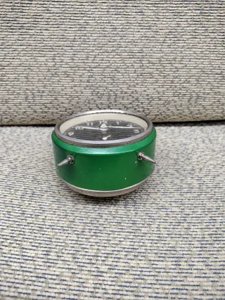 Reloj despertador Kienzle verde