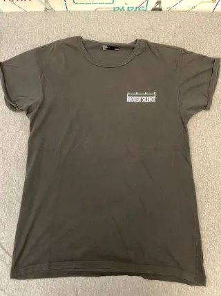 Camiseta Bershka Negra Talla XL