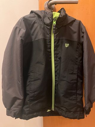 Chaqueta infantil UP negra y gris