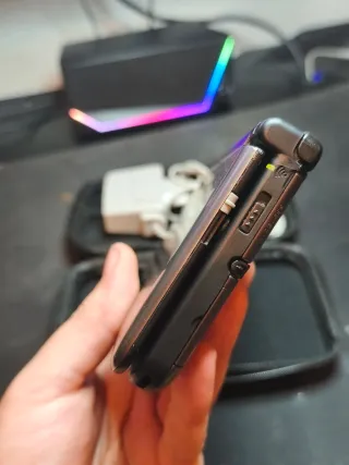 Nintendo 3DS XL Plata/Gris con cargador y lápiz